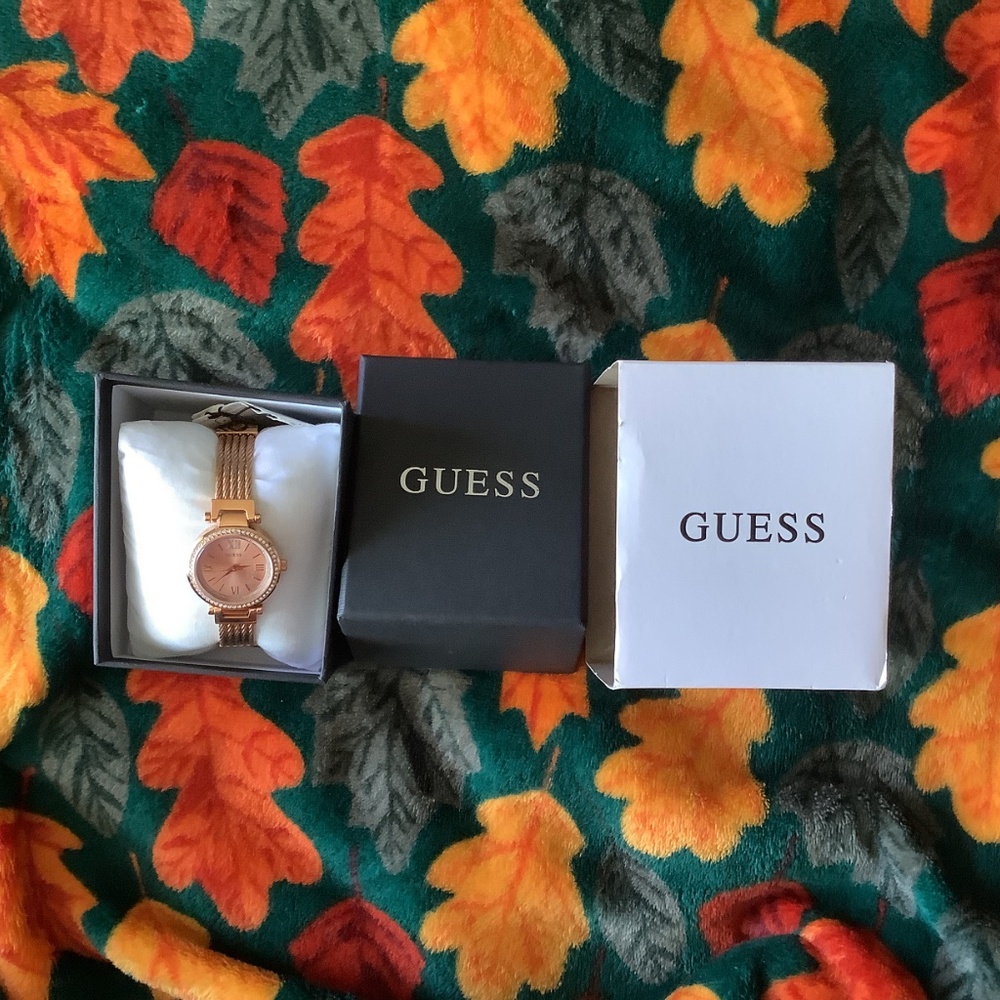 Guess watch - Picture 3 of 9